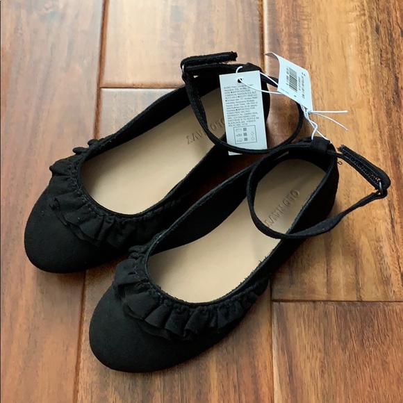 Old Navy Other - Old Navy Suede Ballet Flats with Ruffle - Black 11